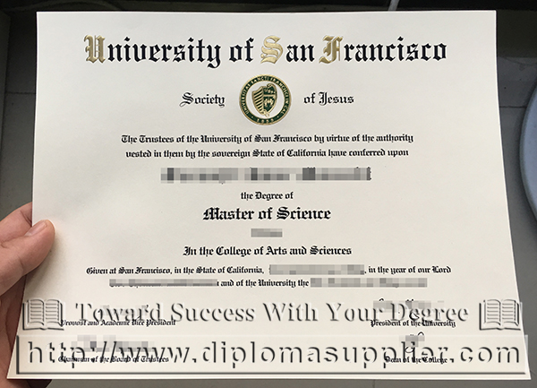 USF fake degree, make the gold seal with foil